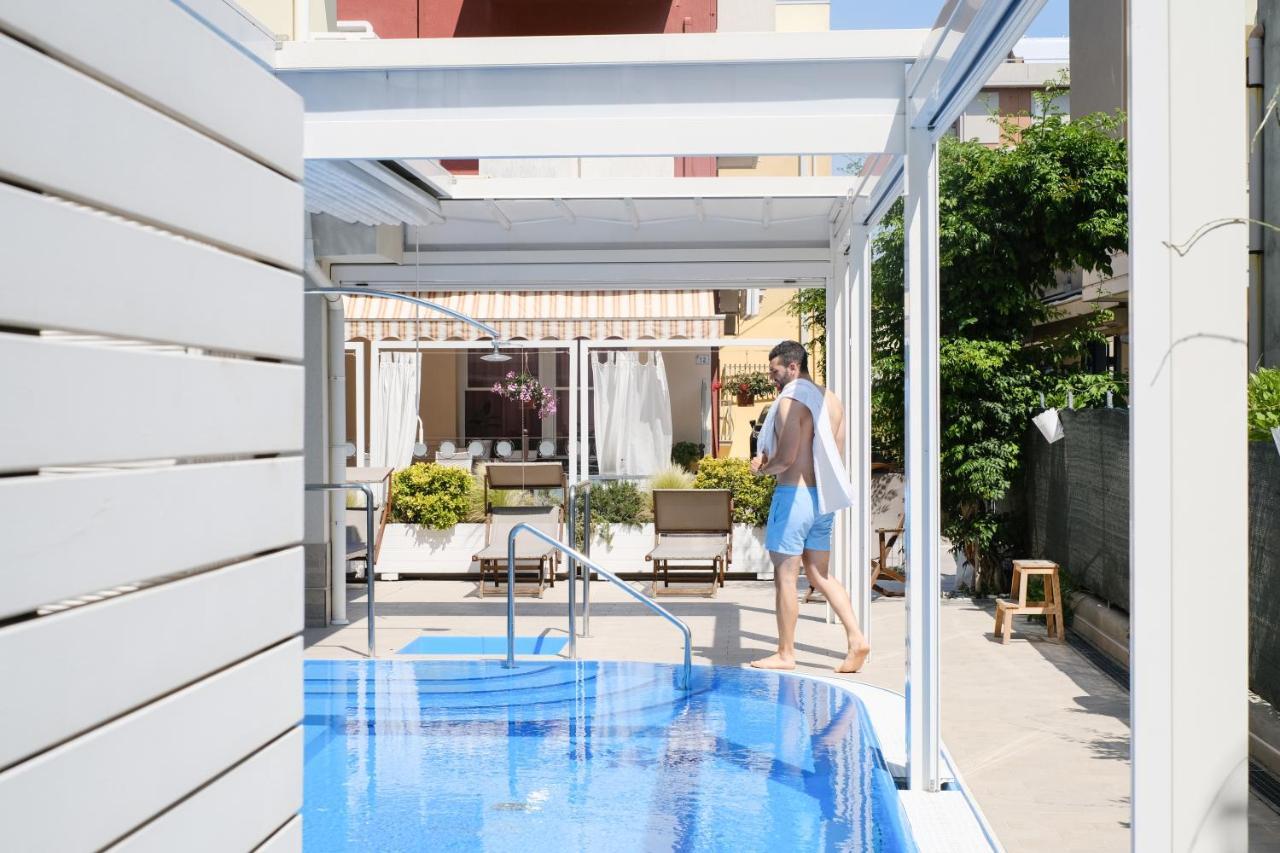 Hotel Thea Bellaria-Igea Marina Exteriér fotografie