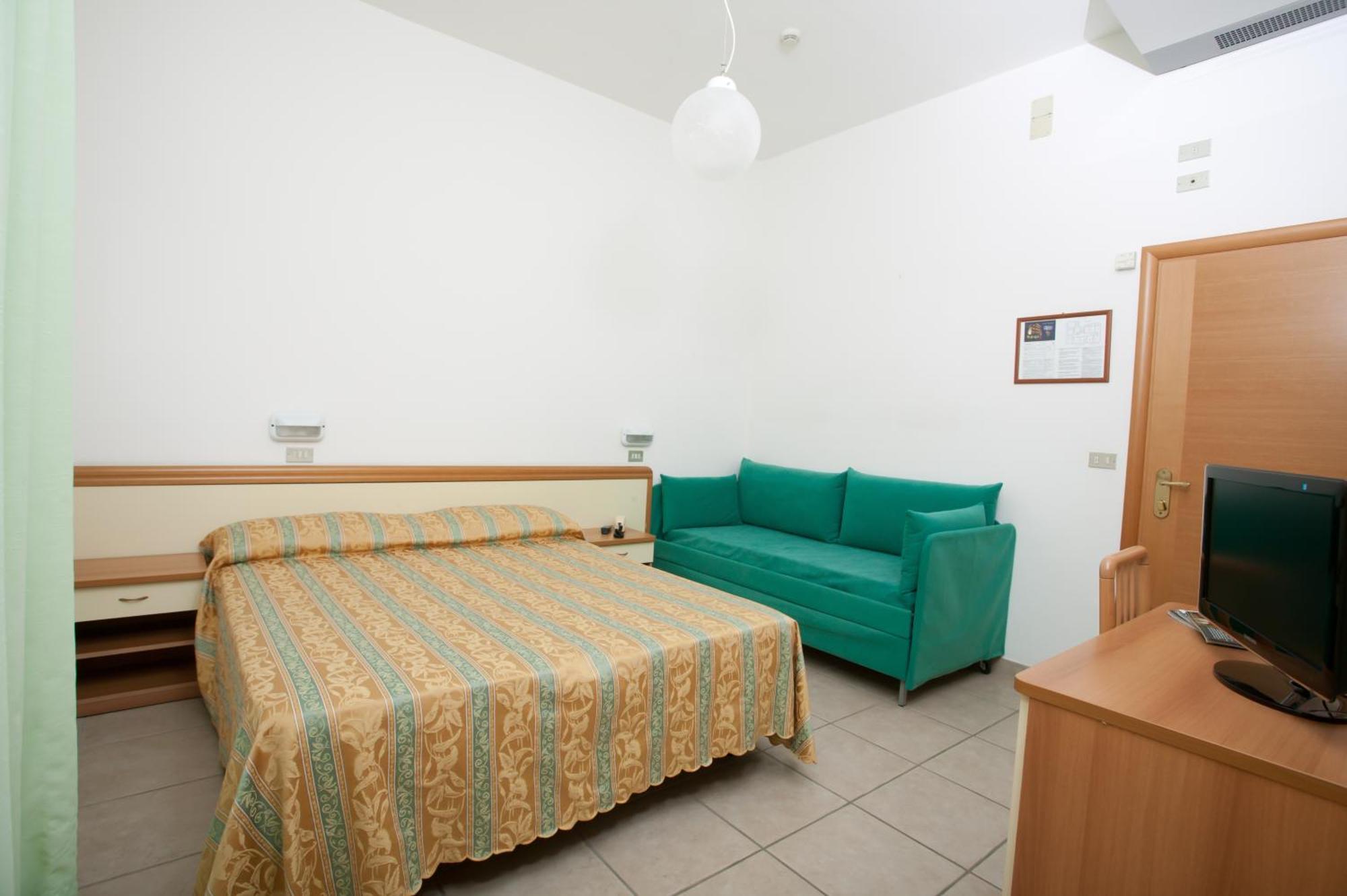 Hotel Thea Bellaria-Igea Marina Pokoj fotografie
