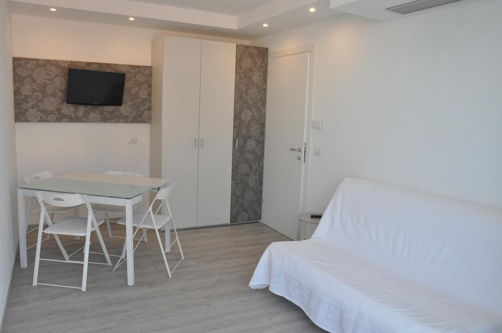 Hotel Thea Bellaria-Igea Marina Exteriér fotografie